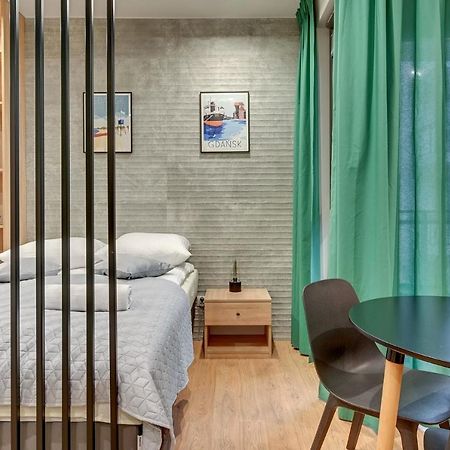 Grand Apartments - Garden Gates Studio กดัญสก์ ภายนอก รูปภาพ