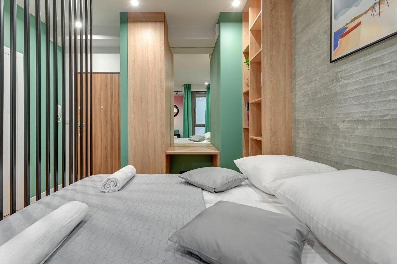 Grand Apartments - Garden Gates Studio กดัญสก์ ภายนอก รูปภาพ